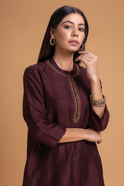 BROWN DUPION EMB. KURTA SET (2 PCS)