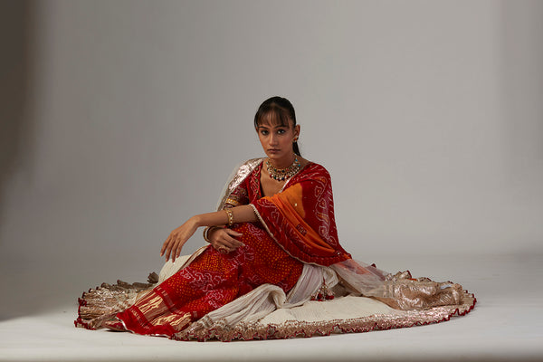 IVORY GAUZE CRINKLED LEHENGA SET WITH CHANDERI UNSTITCHED BLOUSE (BRM-25A))