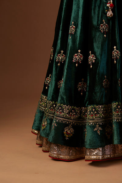 EMERALD GREEN EMBROIDERED LEHENGA (1 PC)