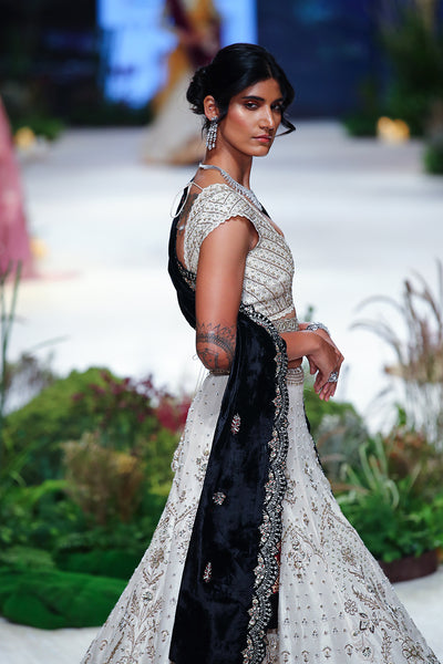 Toosh Viscose Dupion Emb. Lehenga Se ( Kz-15)