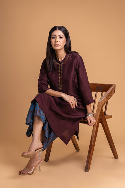 BROWN DUPION EMB. KURTA SET (2 PCS)