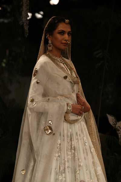 Striking Floral Layered Lehanga Set ( Sk-03 )