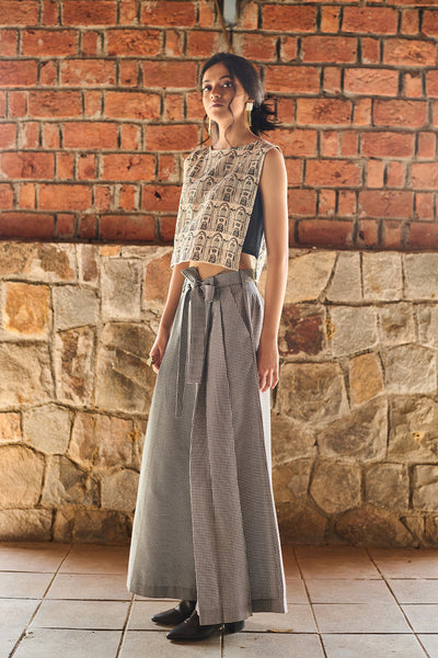 BLACK AND WHITE ARCHITECTURAL INSPIRED PRINTED COTTON CROP TOP (CM-16A/TOP)