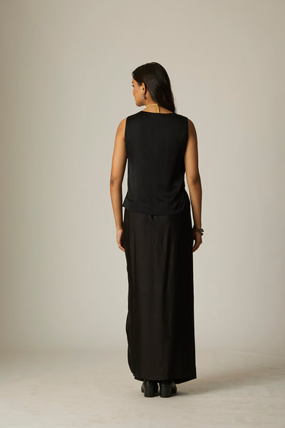 BLACK SATIN TOP & SKIRT SET (2 PCS)