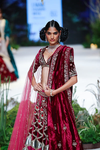 Falsa dupion emb. Lehenga (e-29/tl-122/leh)