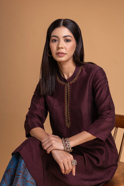 BROWN DUPION EMB. KURTA SET (2 PCS)
