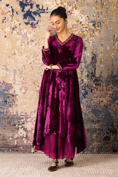 Falsa Velvet Embroidered Kurta Set (Vt-10)