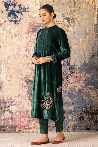 Emerald Green Velvet Embroidered Tunic Set (Vt-04)