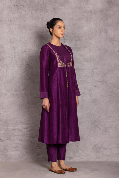 FALSA VISCOSE DUPION EMBROIDERED KURTA SET (DT-03)