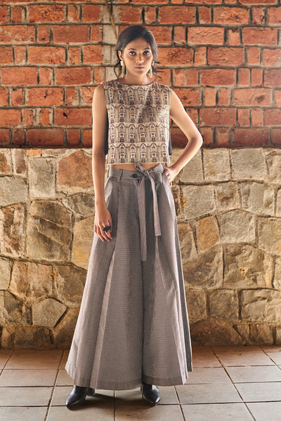 BLACK AND WHITE ARCHITECTURAL INSPIRED PRINTED COTTON CROP TOP (CM-16A/TOP)