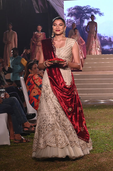 MAROON SILK VELVET EMBROIDERED DUSHALA (DUS-65)