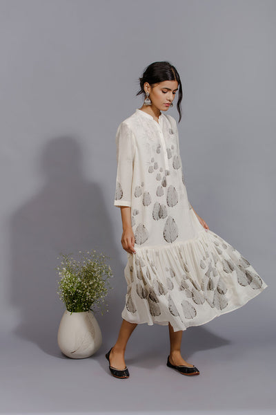 Art Print Single Tiered Dress. Ivory (PNK-05B)