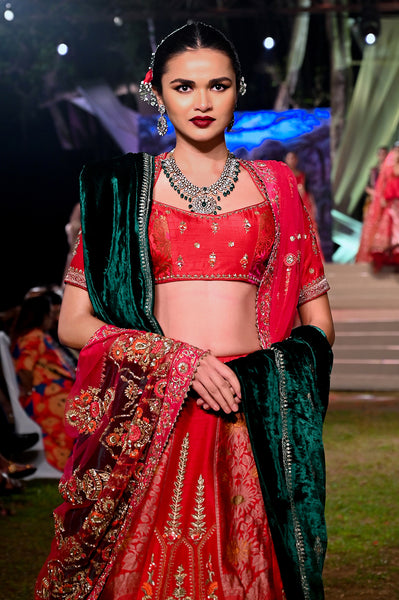 EMERALD GREEN VELVET EMBROIDERED DUSHALA (DUS-93)
