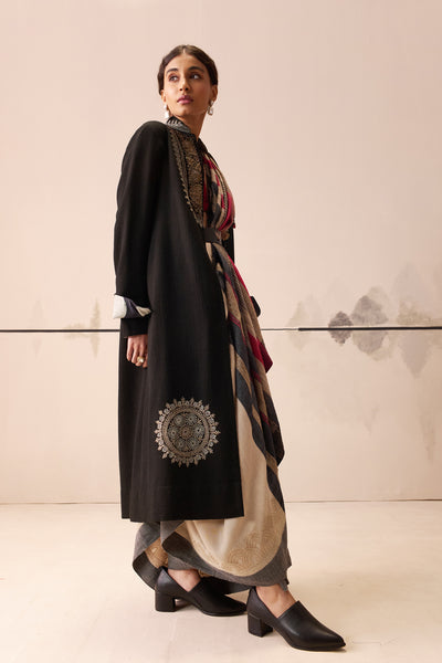 Black embroidered overcoat (E-09/TL-07)