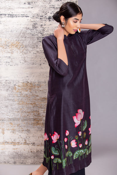 BLACK SILK CHANDERI LOTUS PRINTED TUNIC (1 PC)