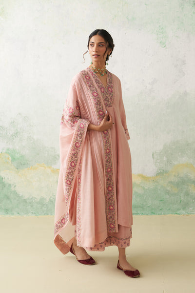SOFT PINK CHANDERI EMB. KASHMIRA KURTA SET (3 PCS)