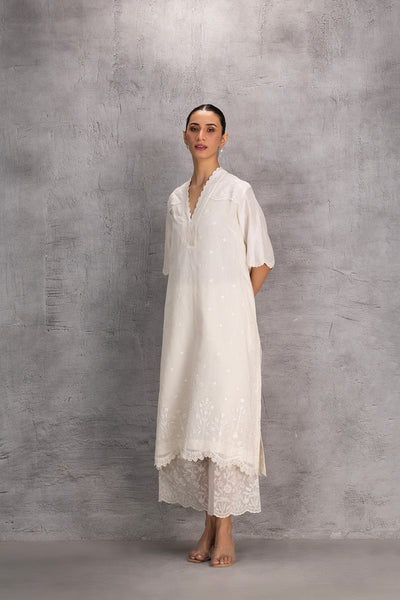 IVORY STRAIGHT EMBROIDERED SCALLOPED TUNIC  (1PC)