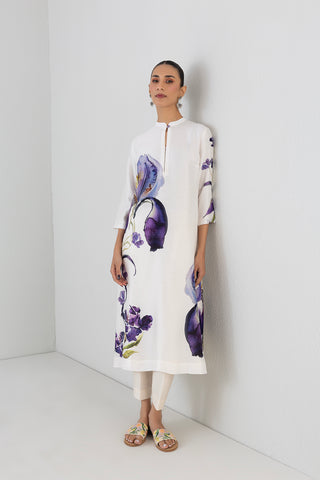 PEARL IVORY DUPION IRIS LILY PRINTED TUNIC (1 PC)