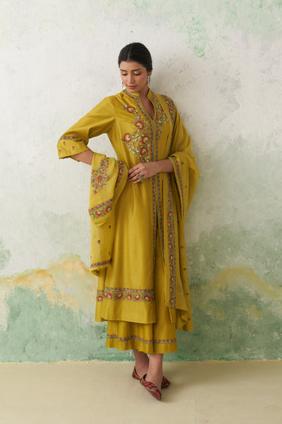 LIME GREEN CHANDERI EMB. KASHMIRA KURTA SET (3 PCS)