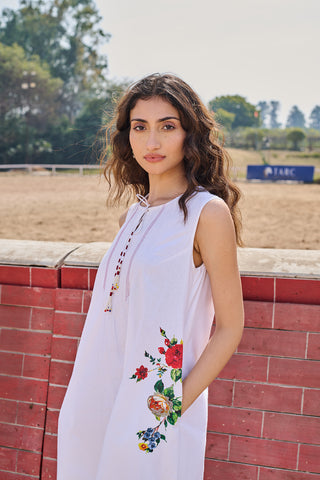 WHITE COTTON PINTUCK EMBROIDERED SLEEVELESS TUNIC (CM-01A/TNC)