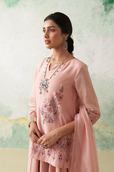 SOFT PINK CHANDERI KASHMIRI EMB. SHORT KURTA SET (3 PCS)