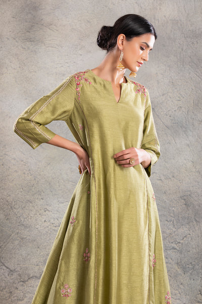OLIVE GREEN DUPION EMBROIDERED KURTA SET(3 PC)