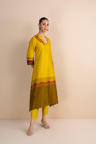 SHADES OF YELLOW STRIPE PRINTED & EMBROIDERED KURTA SET (2 PCS)