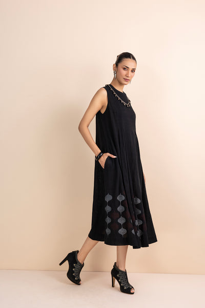 BLACK HANDWOVEN COTTON BLOCK PRINTED PLEATED TUNIC (1 PC)