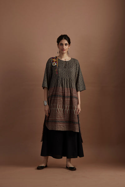 Smoke cotton silk printed tunic with embroidered shoulder line(veg-09c/tnc)