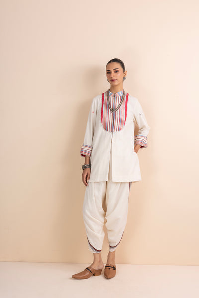 IVORY HANDWOVEN COTTON SHORT JACKET(1 PC)