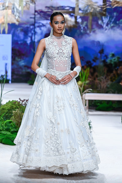 White Tulle Emb. Lehenga Set With Double Veil (Fa-27a/bls, Wd-01/skt, Wd-01/dup, Wd-01d/veil)