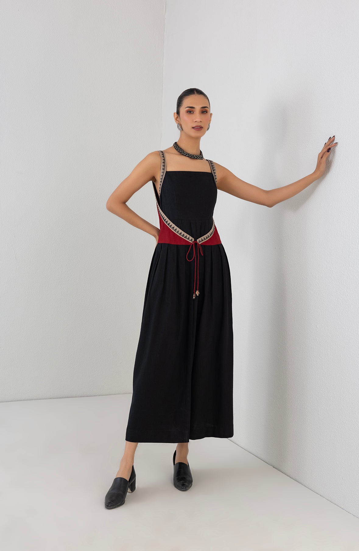 BLACK & RED MELANGE EMBROIDERED WRAP DRESS (1 PC) Anju Modi BLACK & RED MELANGE EMBROIDERED WRAP DRESS (1 PC) Anju Modi