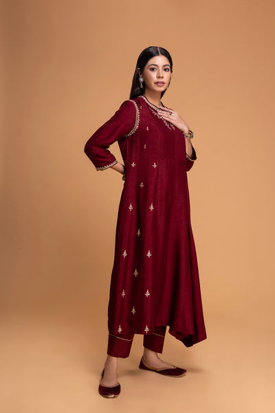 MAROON DUPION EMB. KURTA SET (2 PCS)