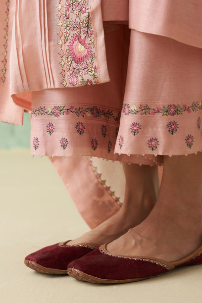 SOFT PINK CHANDERI EMB. KASHMIRA KURTA SET (3 PCS)