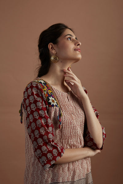 Ivory cotton silk printed tunic with embroidered shoulder line(veg-09b/tnc)