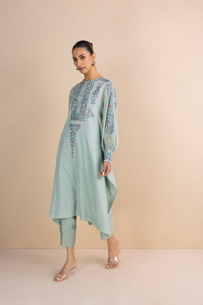 AQUA FLAT CHIFFON MULTICOLOURED EMBROIDERED KURTA SET (2 PCS)