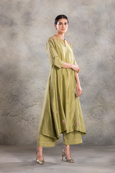OLIVE GREEN DUPION EMBROIDERED KURTA SET(3 PC)