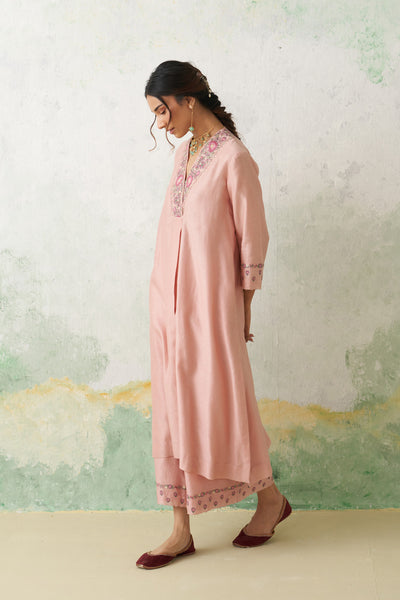 SOFT PINK CHANDERI EMB. KASHMIRA KURTA SET (3 PCS)