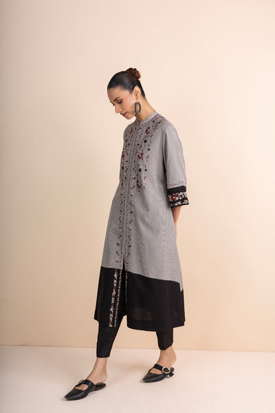 BEIGE & BLACK PRINTED & EMBROIDERED KURTA SET (2 PCS)