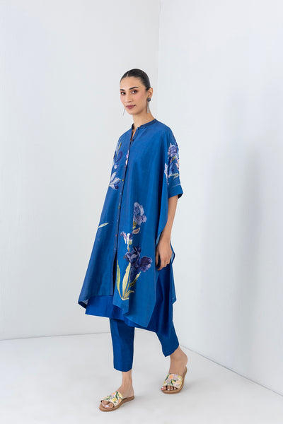 BLUE LAGOON SILK CHANDERI FLORAL PRINTED KAFTAAN SET (2 PCS)