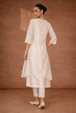 AN ELEGANT IVORY KURTA WITH SOFT DETAILING, PERFECT FOR EFFORTLESS DRESSING