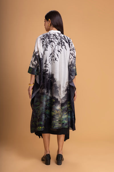 BLACK & WHITE CHANDERI PRINTED KAFTAAN (1 PC)