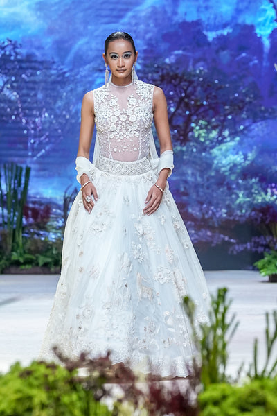 White Tulle Emb. Lehenga Set With Double Veil (Fa-27a/bls, Wd-01/skt, Wd-01/dup, Wd-01d/veil)