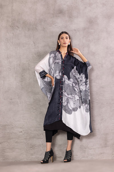 MONOCHROME SILK LINEAR PRINTED TUNIC PAIRED WITH CHIFFON SLEEVELESS INNER (BW-02)