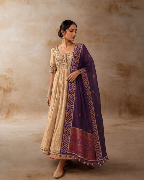 FALSA DOLLAR BUTTA TISSUE EMBROIDERED ANTIQUE DUPATTA