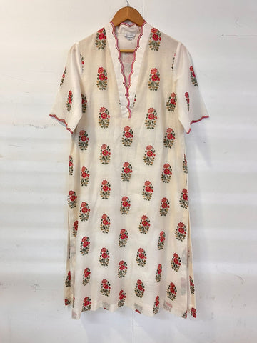 IVORY STRAIGHT FLORAL JAAL EMBROIDERED SCALLOPED TUNIC  (1PC)