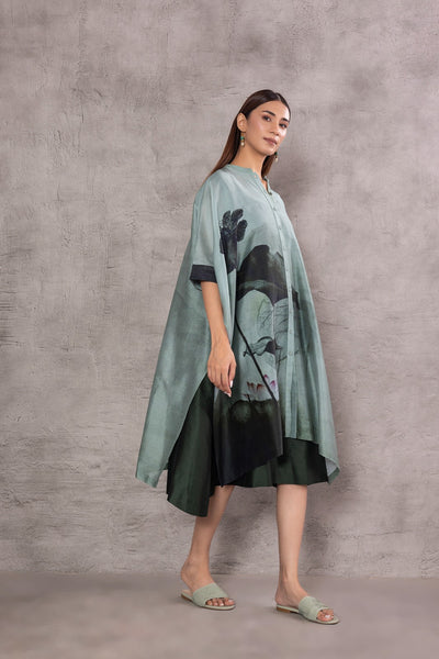 AQUA SILK CHANDERI PRINTED KAFTAN WITH INNER