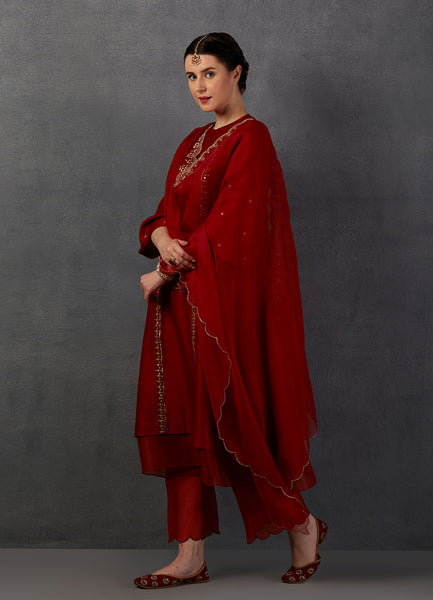 RED EMBROIDERED KURTA SET (YMN-13A)