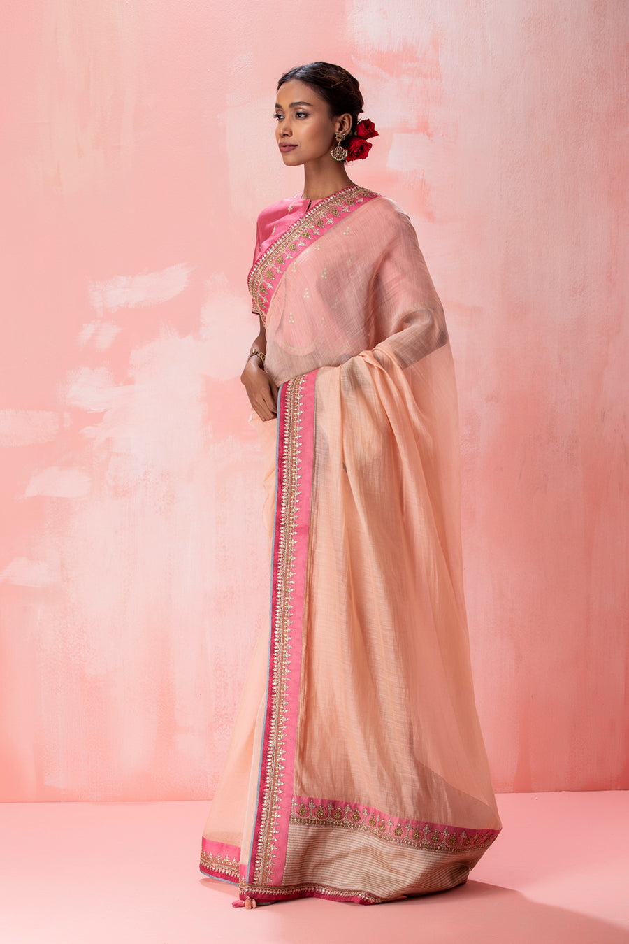 Peach Saree With Boat Neck Contrast Blouse – Dresstive