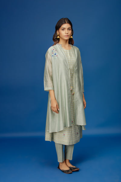 FLORAL EMBROIDERED CAP SLEEVE KURTA WITH CAPE & STRAIGHT PANTS. AQUA             (BNS-01A)